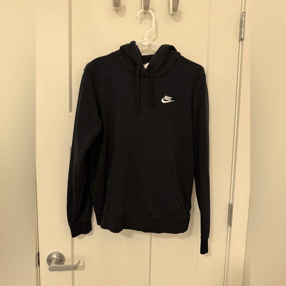 Nike Black Hoodie – Women’s Medium